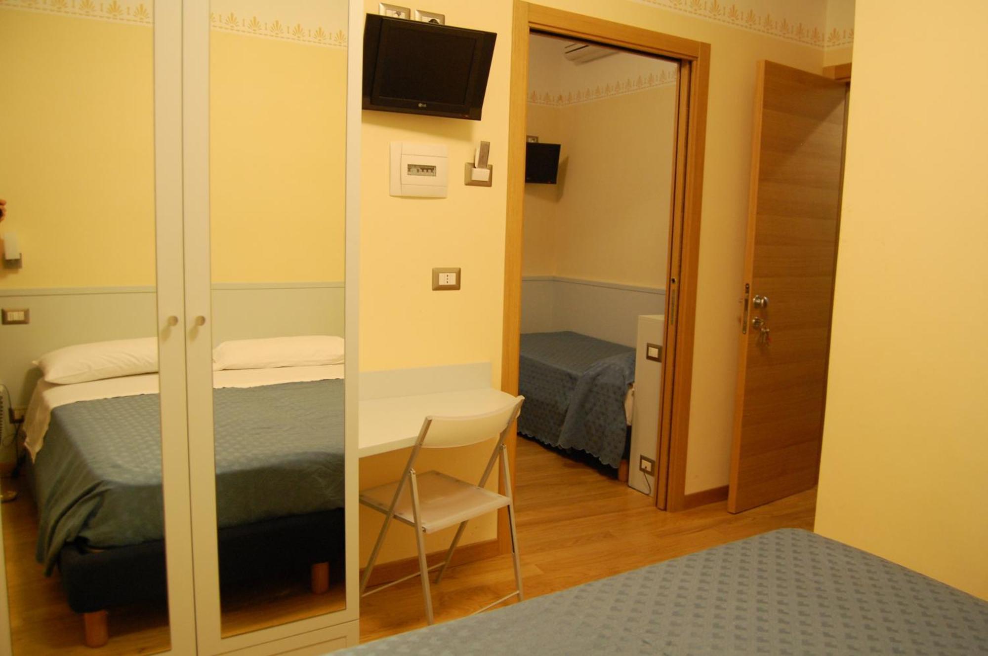Hotel Centrale San Benedetto del Tronto Exterior photo